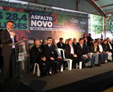 Gov. Carlos Massa Ratinho Junior, secretario de estado da seguranca publica, Wagner Mesquita e demais autoridades, assinam convênio para construçao da sede da polícia científica e centro de anatomia. Ponta Grasso, 30/05/2022 Foto: Ricardo almeida/SESP