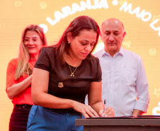 Polícia Científica do Paraná participa de evento sobre o Maio Laranja em Maringá