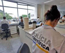 Mulheres na Polícia Científica do Paraná têm papel essencial para elucidação de crimes
