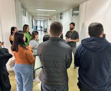 Servidores da Sesp visitam unidades da Polícia Científica em Curitiba