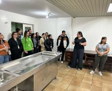 Servidores da Sesp visitam unidades da Polícia Científica em Curitiba
