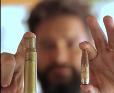 Polícia Científica capta "DNA" de metralhadora de alto calibre para auxiliar investigações nacionais