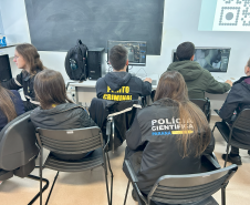 Polícia Científica do Paraná promove curso pioneiro de perícia com tecnologia em smartphone