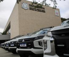 Governo entrega 10 viaturas para a Polícia Científica
