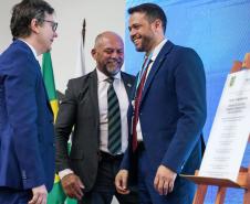 Troca de comando: Polícia Científica do Paraná tem novo diretor-geral