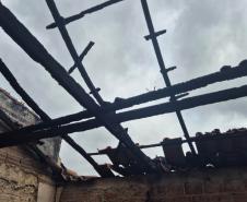 Polícia Científica aplica técnicas avançadas para rastrear origem em casos de incêndio