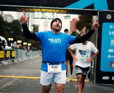 Terceira Corrida da Polícia Científica reúne 3,2 mil participantes em Curitiba
