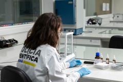 Polícia Científica identifica cocaína rosa após apreensão no Paraná