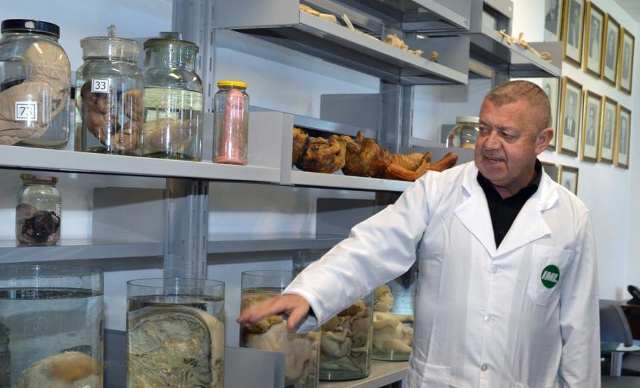 Curador do Museu de Ciências Forenses, Joel Camargo