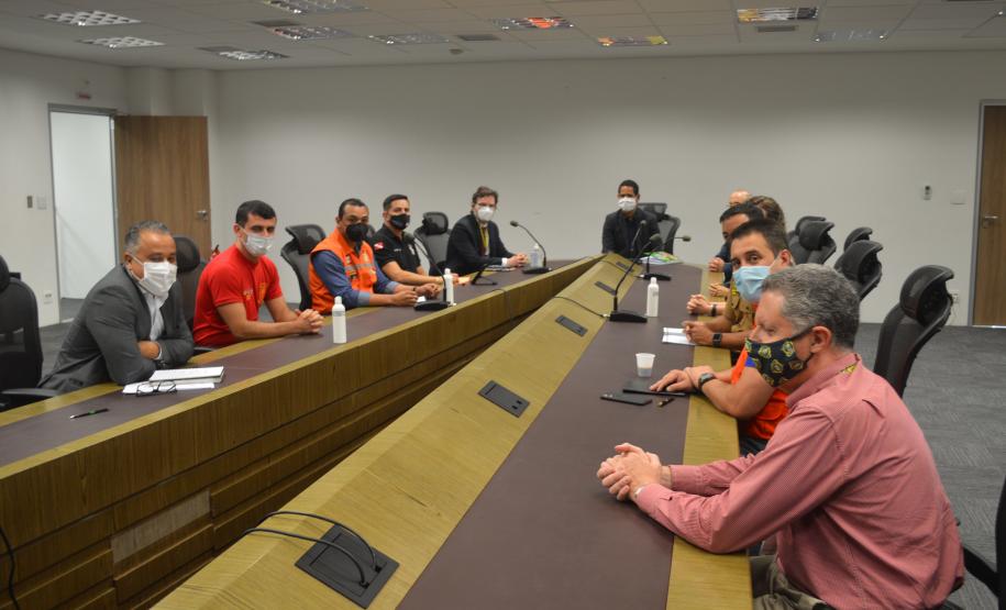 Segurança do Paraná e comitiva do Pará definem translado dos corpos e das pessoas feridas no acidente da 376