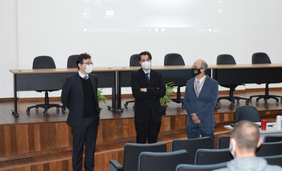 Polícia Científica do Paraná realiza capacitação para chefias de unidades do Paraná