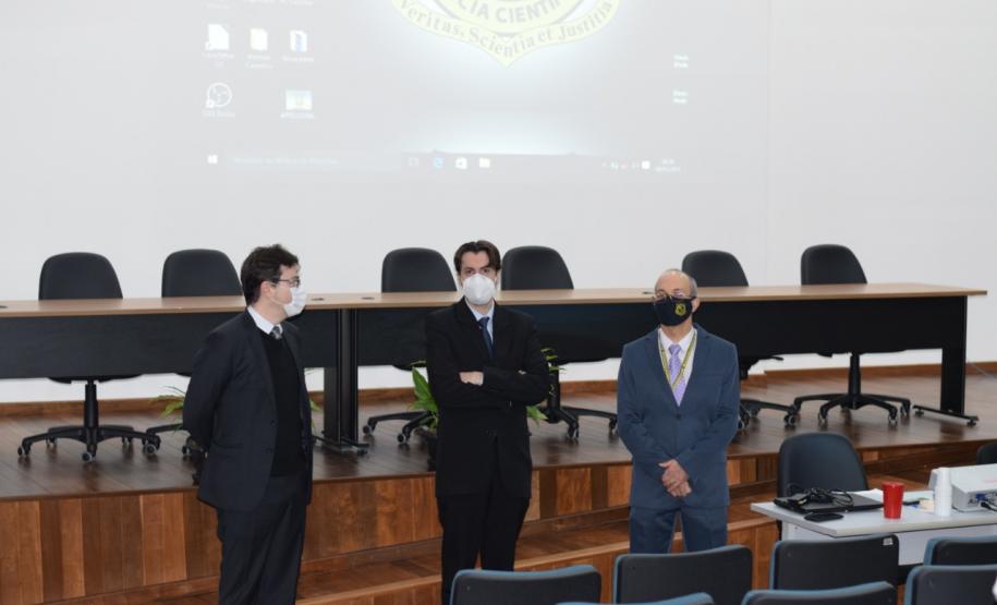 Polícia Científica do Paraná realiza capacitação para chefias de unidades do Paraná