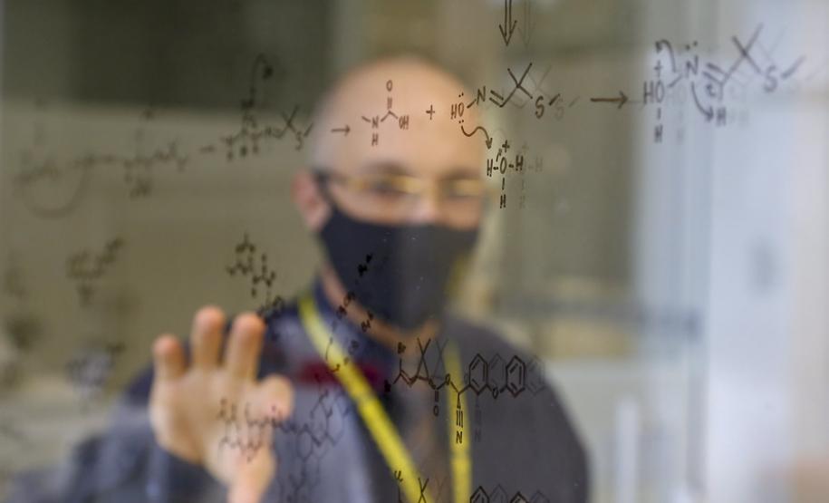 Com tecnologia e investimentos, Polícia Científica do Paraná é referência no País