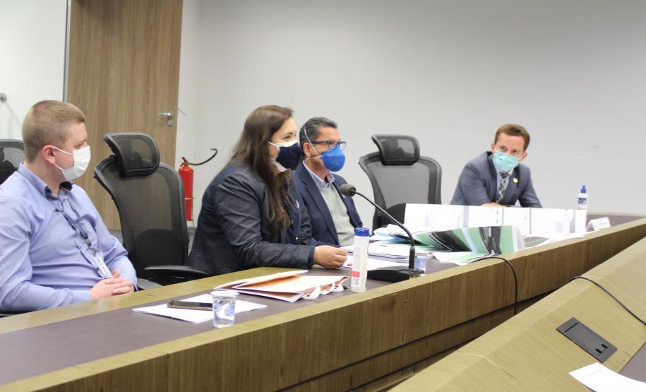 Secretaria da Segurança recebe projeto para implantação de unidade da Polícia Científica no campus da UEPG