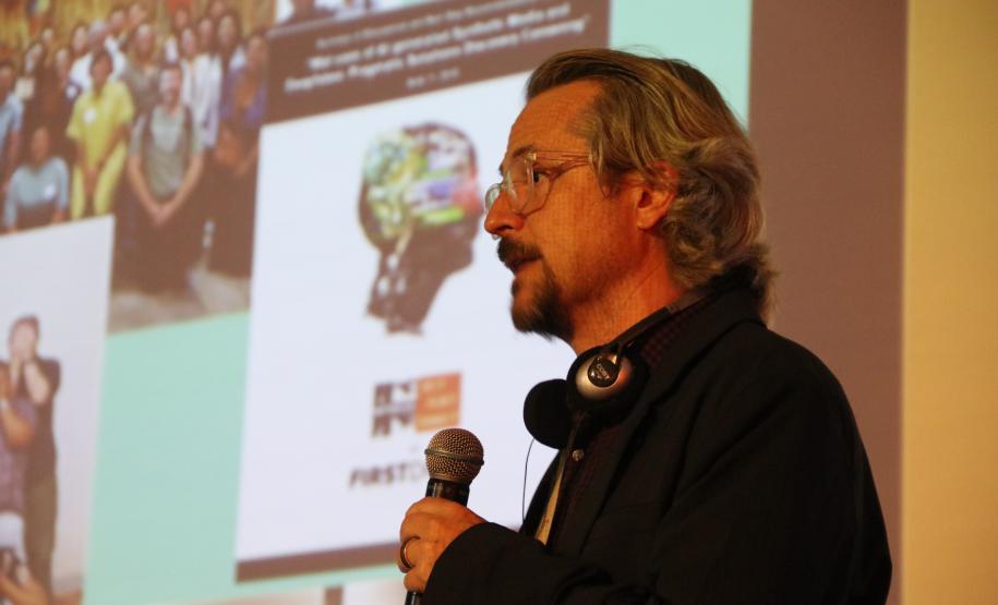 Paraná desponta com estudos para aprimorar metodologia de extração de dados de celulares e Hds