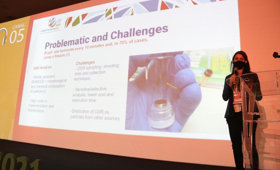 Paraná desponta com estudos para aprimorar metodologia de extração de dados de celulares e Hds