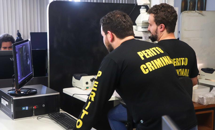 Polícia Científica do Paraná publica edital do concurso de 30 vagas para perito oficial criminal
