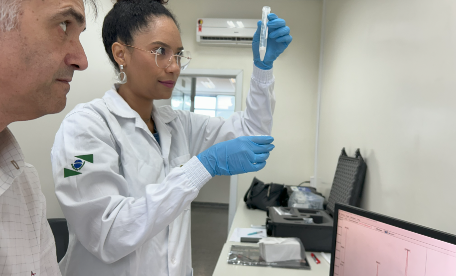 Seção de Química Forense recebe novo equipamento