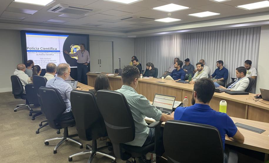 Polícia Científica realiza capacitação para Chefias de Unidades do Paraná