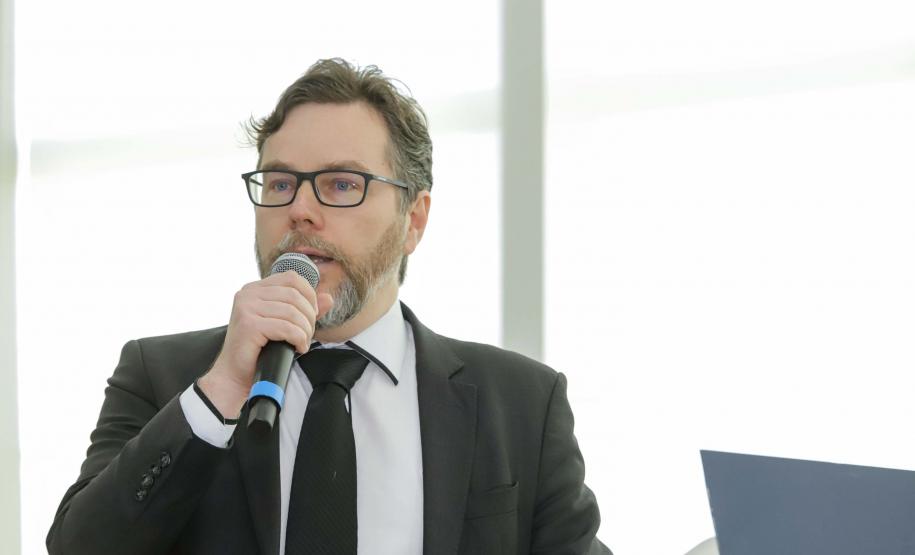 Detran-PR destina R$ 2,5 milhões para compra de equipamento na Polícia Científica