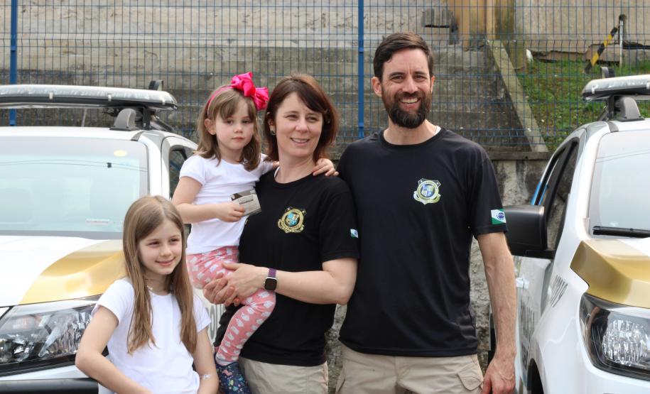 Polícia Científica do Paraná participa do desfile de 7 de setembro.