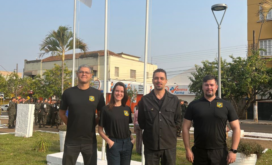 Polícia Científica do Paraná participa do desfile de 7 de setembro.