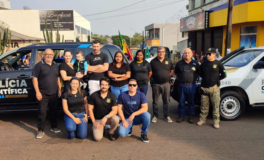 Polícia Científica do Paraná participa do desfile de 7 de setembro.
