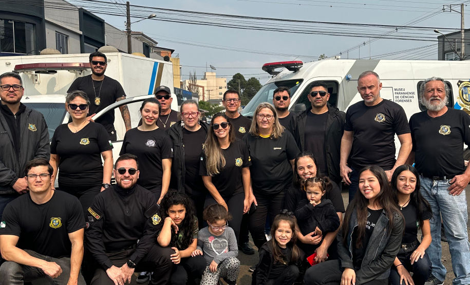 Polícia Científica do Paraná participa do desfile de 7 de setembro.