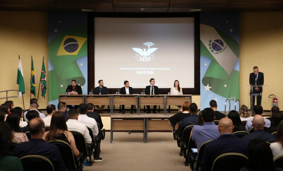 Polícia Científica do Paraná dá posse a 96 novos técnicos de perícia oficial