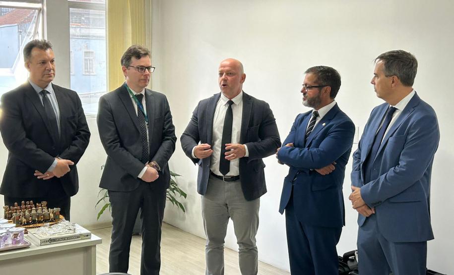 Polícia Científica recebe equipamentos de R$ 1,2 milhão do MPPR para perícias criminais