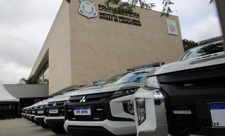 Governo entrega 10 viaturas para a Polícia Científica