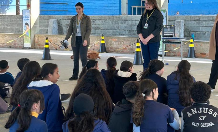 Perícia Mirim: Polícia Científica ensina crianças como desvendar crimes ambientais