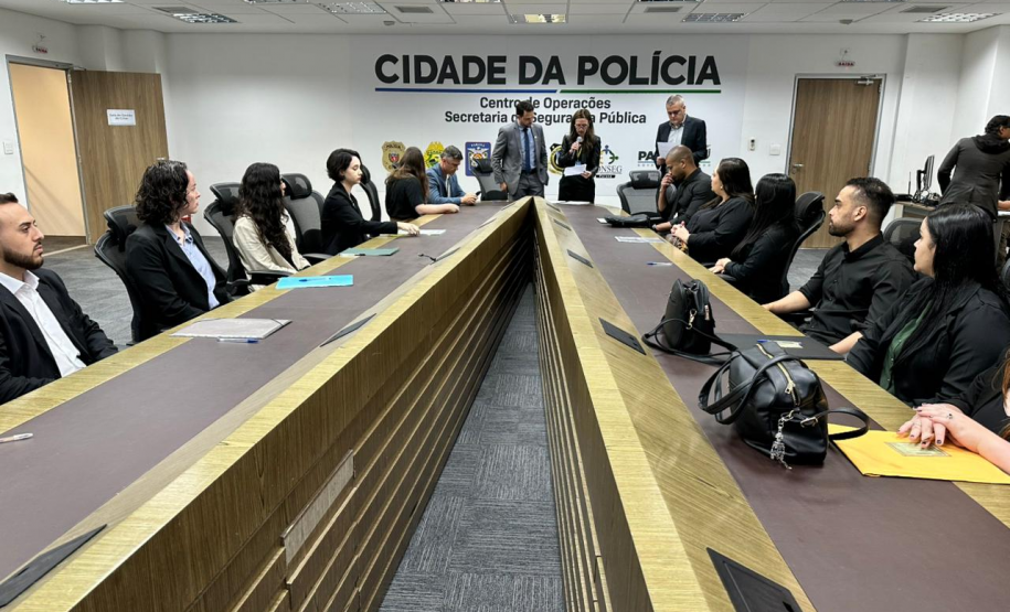 Polícia Científica do Paraná reforça quadro com a posse de 16 novos profissionais