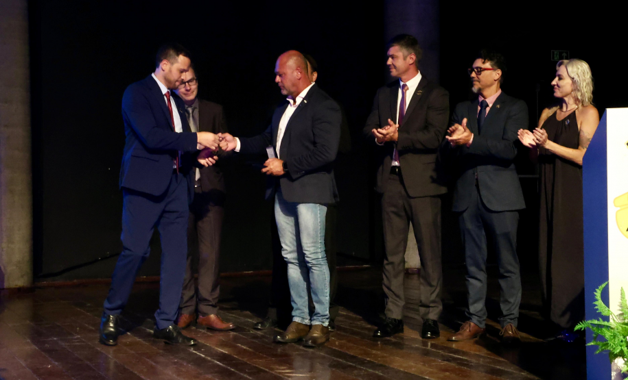 186 novos profissionais: Polícia Científica do Paraná realiza maior formatura de sua história