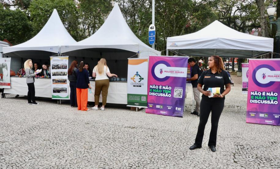 Forças de segurança participam do evento Mulheres em Ação em Curitiba