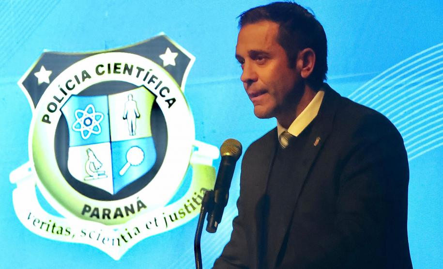 Posse de novos peritos e técnicos reforça atuação da Polícia Científica do Paraná