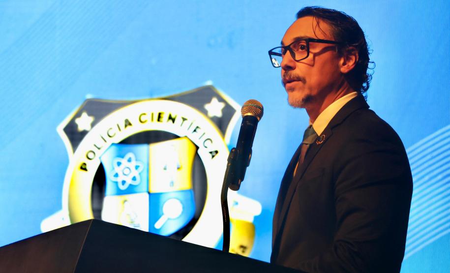 Posse de novos peritos e técnicos reforça atuação da Polícia Científica do Paraná