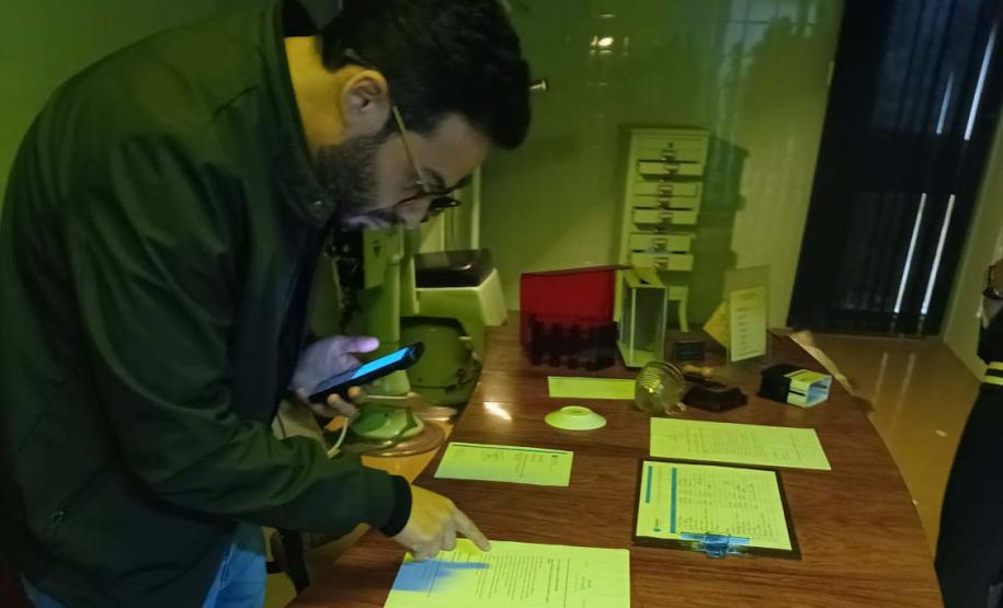 "Sala do Crime" do Museu de Ciências Forenses transforma perícia em experiência interativa