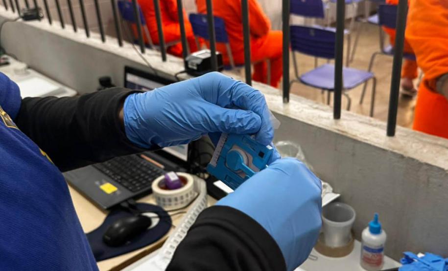 Custodiados em unidade penais de Foz do Iguaçu passam por coletas de DNA