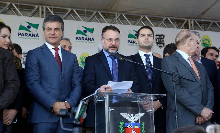 Polícia Científica recebe novas viaturas do Governo Estadual -