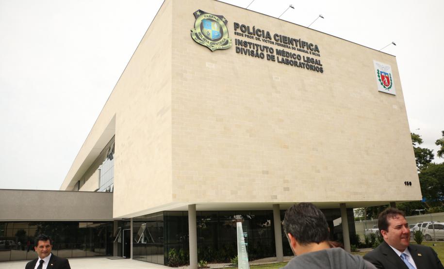 Novo prédio da Polícia Científica em Curitiba é inaugurado