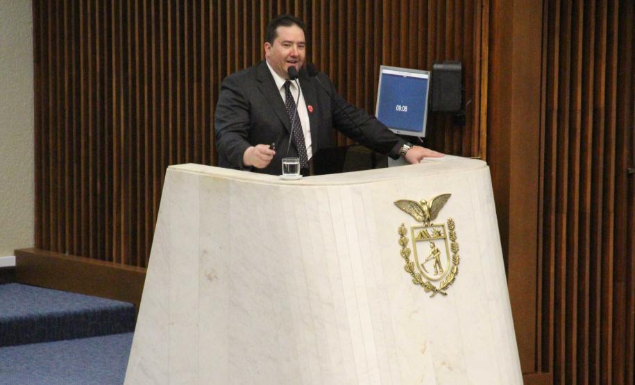 Polícia Científica e servidores são homenageados pela Assembleia Legislativa do Paraná, em Curitiba