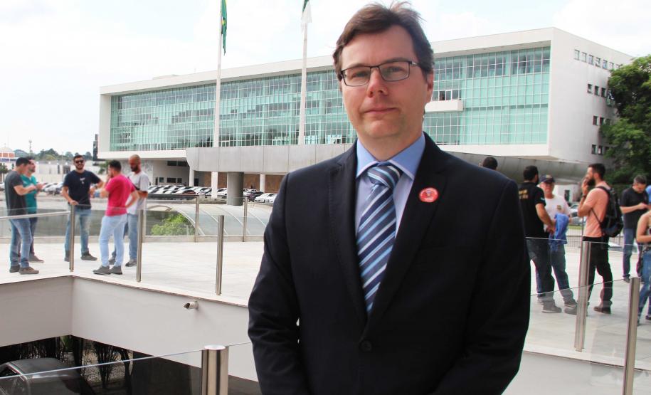 Polícia Científica e servidores são homenageados pela Assembleia Legislativa do Paraná, em Curitiba