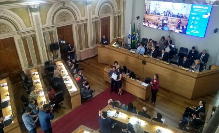 Polícia Científica recebe homenagem na Câmara Municipal de Vereadores de Curitiba