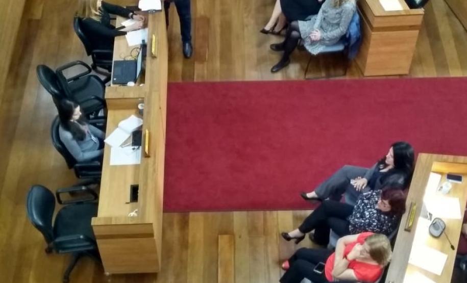 Polícia Científica recebe homenagem na Câmara Municipal de Vereadores de Curitiba