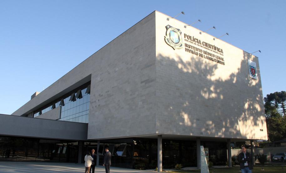 Prédio da Polícia Científica em Curitiba