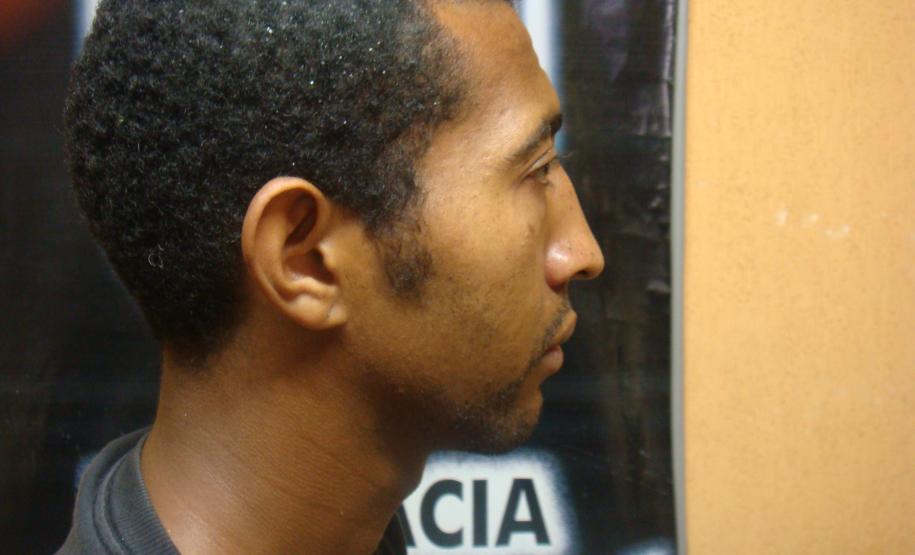 Everton Agnaldo da Silva Marques, 25 anos, procurado pela polícia