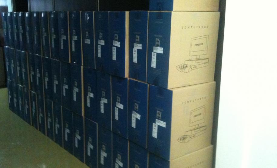 Polícia Científica recebe 235 computadores novos Polícia Científica recebe 235 computadores novos