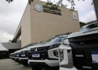 Governo entrega 10 viaturas para a Polícia Científica